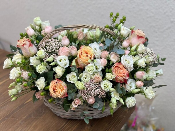 Мауэр, артикул F1277124 - 50699 рублей, доставка по городу. Flawery - доставка цветов