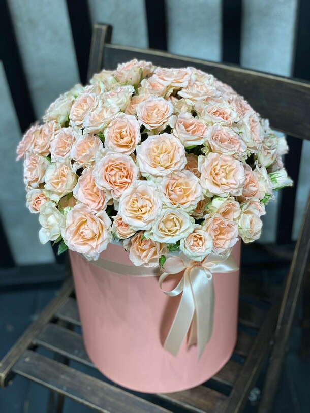 Шармэль, артикул F1278647 - 11272 рублей, доставка по городу. Flawery - доставка цветов