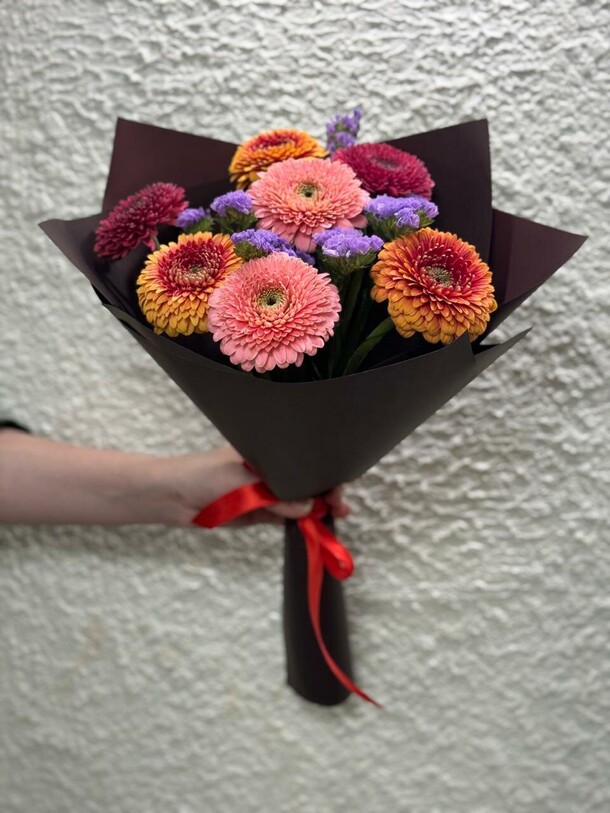 Театр, артикул F1278896 - 4556 рублей, доставка по городу. Flawery - доставка цветов