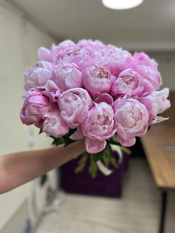 Пиономания 😍, артикул F1288137 - 23977 рублей, доставка по городу. Flawery - доставка цветов