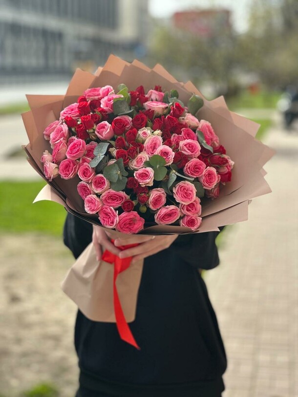 Арни, артикул F1317883 - 12452 рублей, доставка по городу. Flawery - доставка цветов