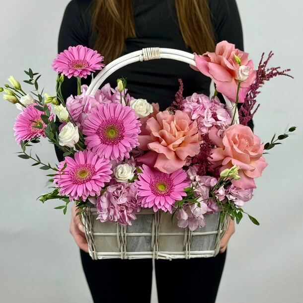 Аврора, артикул F1342654 - 13588 рублей, доставка по городу. Flawery - доставка цветов