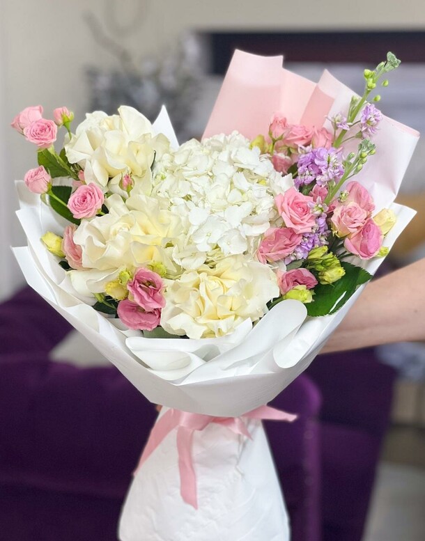 Нежность, артикул F1373748 - 8898 рублей, доставка по городу. Flawery - доставка цветов