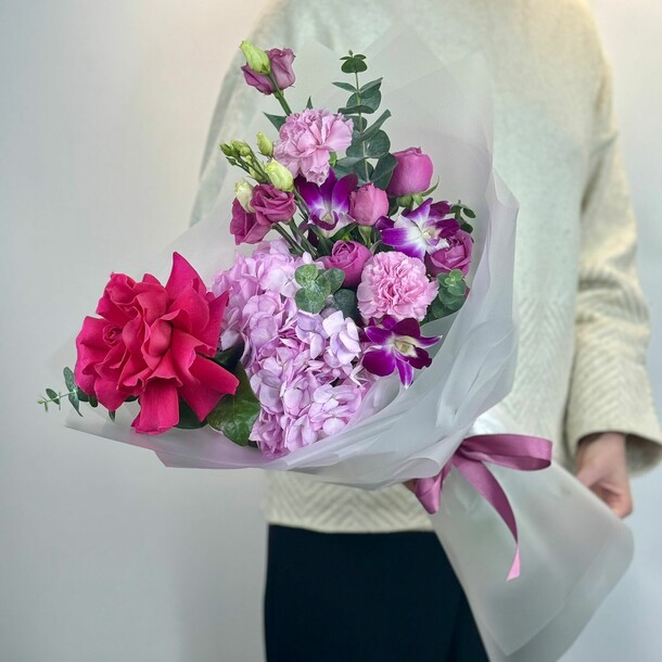 Яркая красота, артикул F1401364 - 6100 рублей, доставка по городу. Flawery - доставка цветов