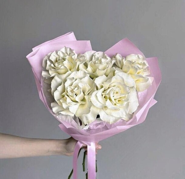 Букет с французскими розами, артикул F1492349 - 3735 рублей, доставка по городу. Flawery - доставка цветов