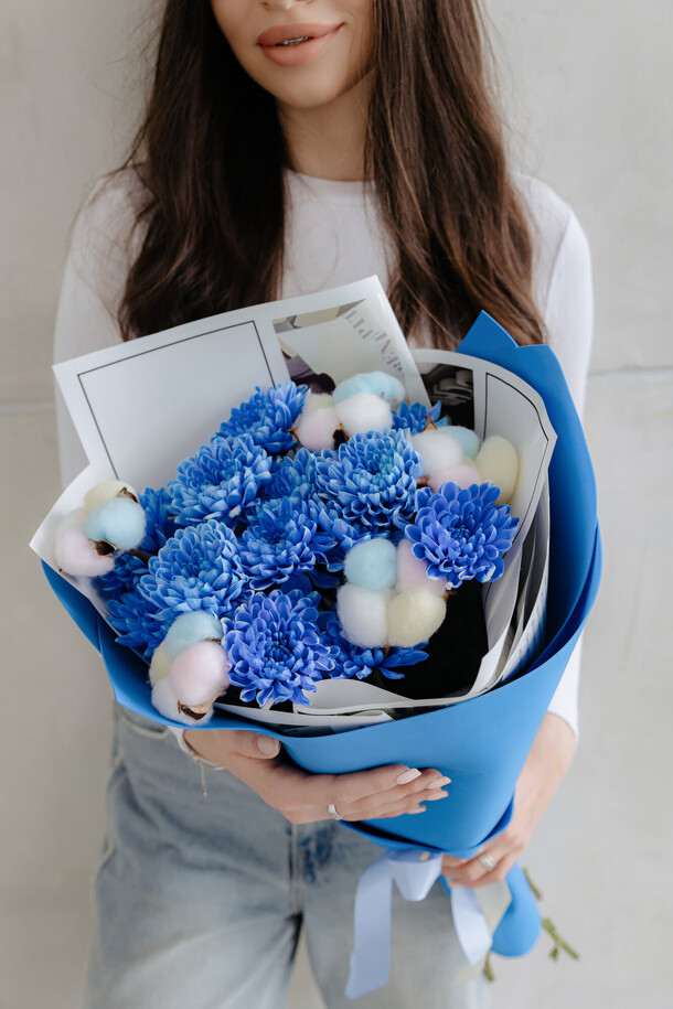 Букет небесный, артикул F1415435 - 2500 рублей, доставка по городу. Flawery - доставка цветов