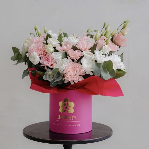 Композиция весенняя, артикул F1415440 - 4655 рублей, доставка по городу. Flawery - доставка цветов