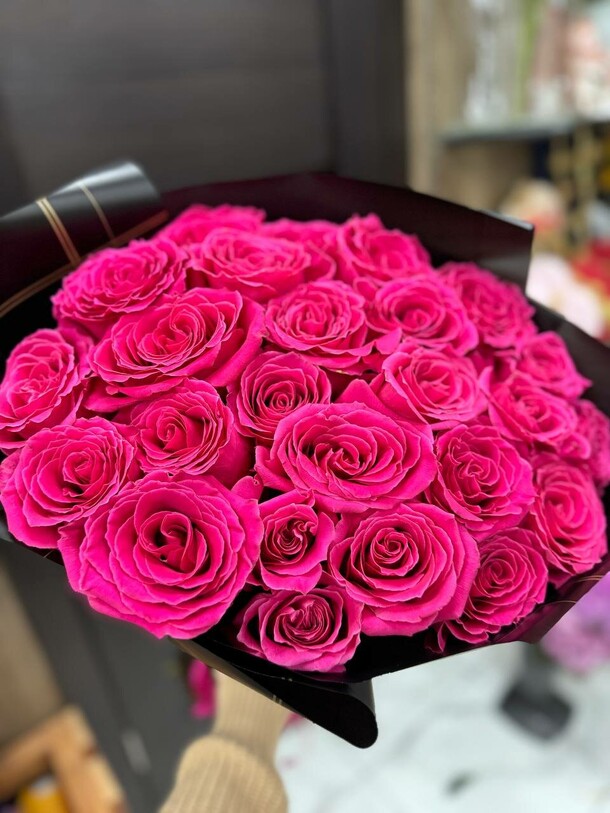 Букет из роз "роскошь", артикул F1472832 - 10515 рублей, доставка по городу. Flawery - доставка цветов