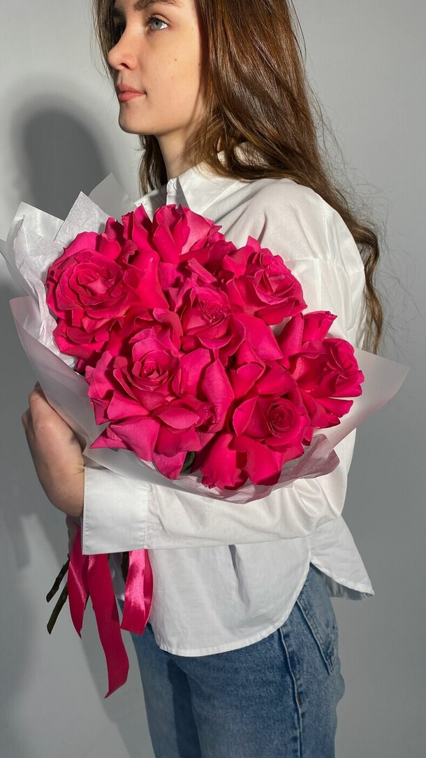 Букет из ароматных французских роз, артикул F1402801 - 6050 рублей, доставка по городу. Flawery - доставка цветов