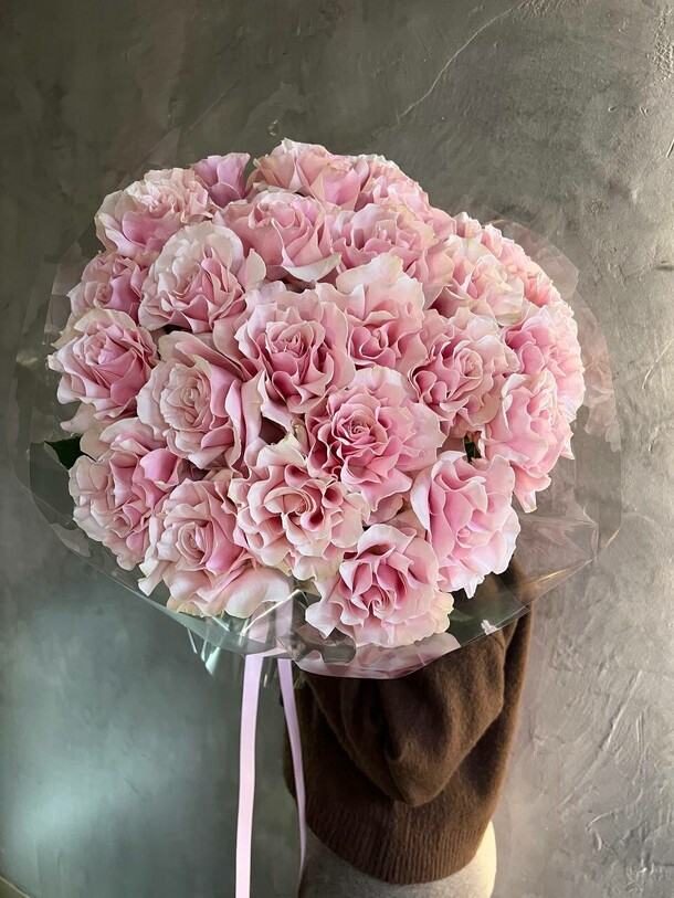 Роскошное моно из пудровых французских роз, артикул F1481864 - 18150 рублей, доставка по городу. Flawery - доставка цветов