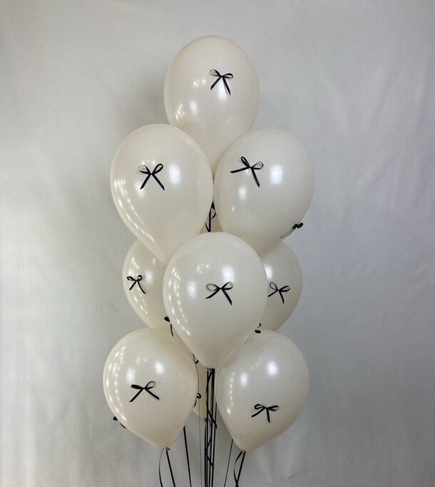 Шары с бантиками, артикул F1452915 - 6480 рублей, доставка по городу. Flawery - доставка цветов