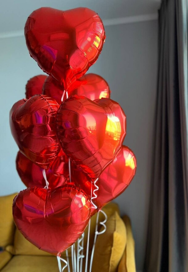 Фонтан из 9 сердец, артикул F1464924 - 4970 рублей, доставка по городу. Flawery - доставка цветов