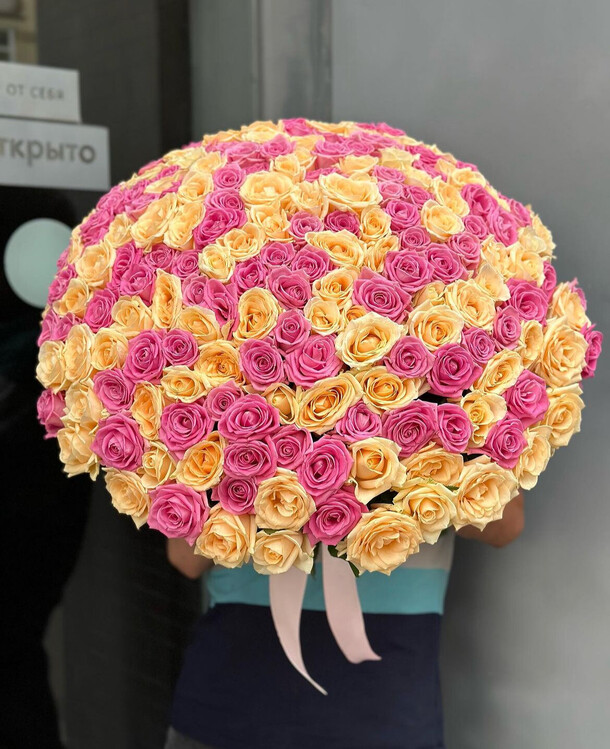 Роза микс 201, артикул F1240227 - 52141 рублей, доставка по городу. Flawery - доставка цветов