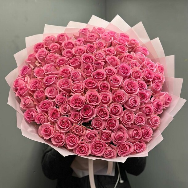 101 роза ревиваль, артикул F1290680 - 56505 рублей, доставка по городу. Flawery - доставка цветов