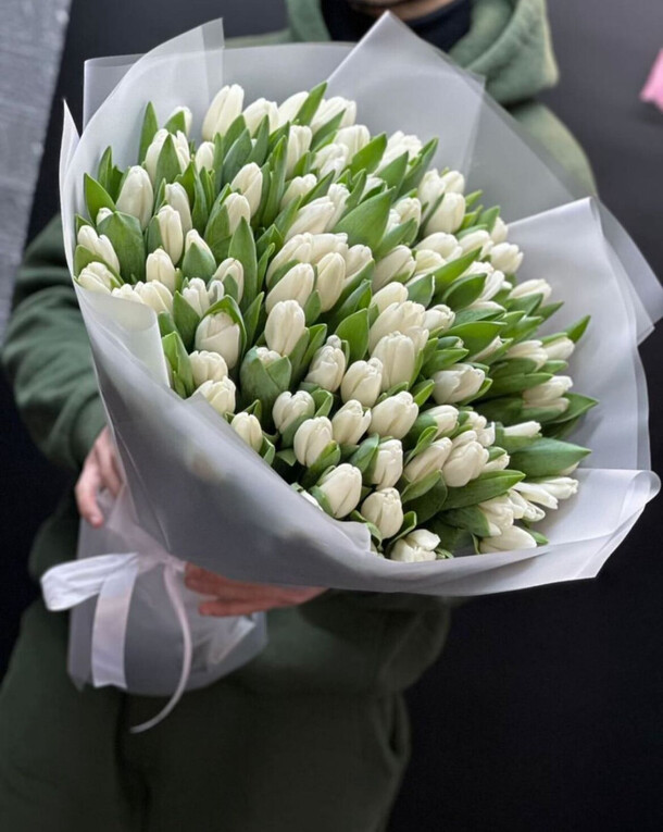 Тюльпаны белые, артикул F1333248 - 33400 рублей, доставка по городу. Flawery - доставка цветов