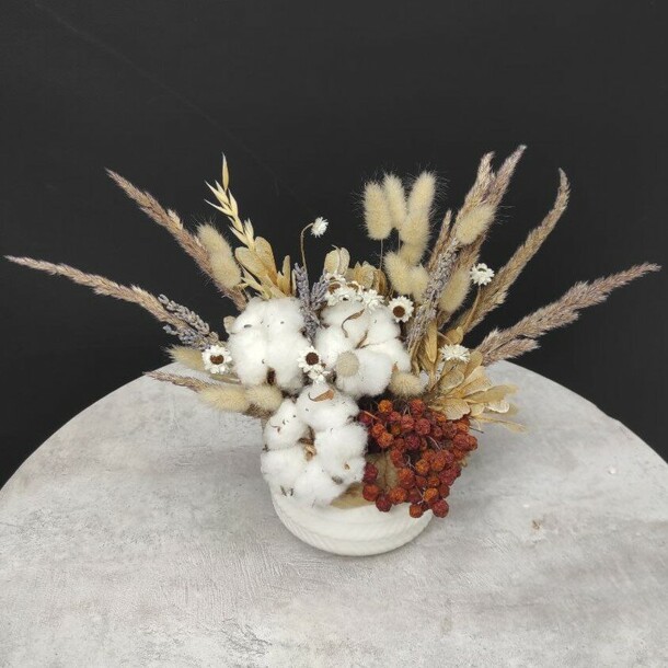 Композиция из сухоцветов, артикул F1338404 - 3460 рублей, доставка по городу. Flawery - доставка цветов