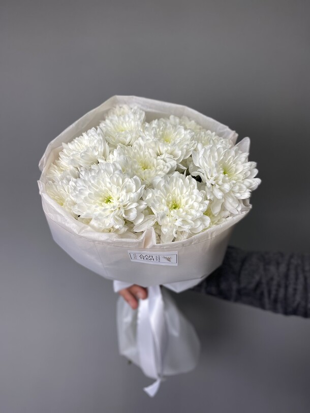 Мини букет кустовых хризантем, артикул F1276763 - 1890 рублей, доставка по городу. Flawery - доставка цветов