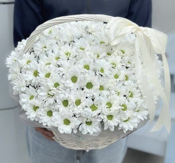 Козина ромашек, артикул F1334939 - 12450 рублей, доставка по городу. Flawery - доставка цветов