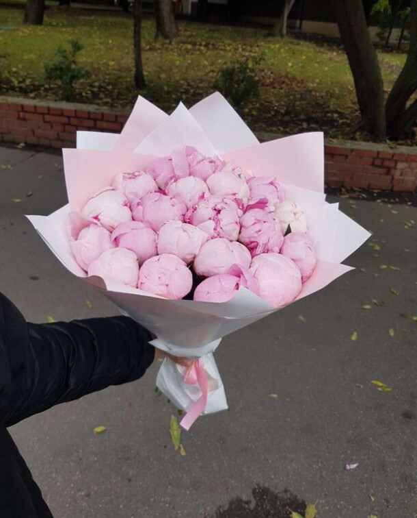 Пионы, артикул F1149266 - 21960 рублей, доставка по городу. Flawery - доставка цветов