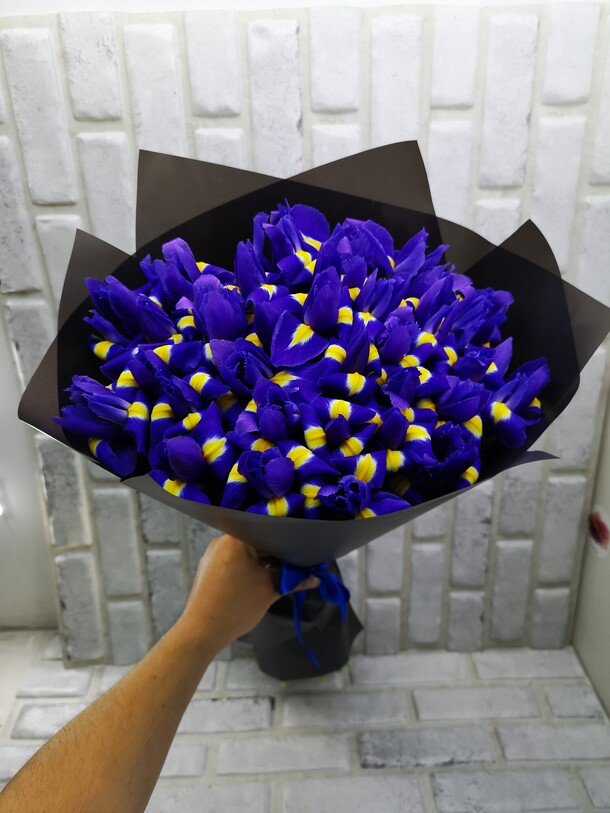 Ирисы, артикул F1155253 - 6999 рублей, доставка по городу. Flawery - доставка цветов
