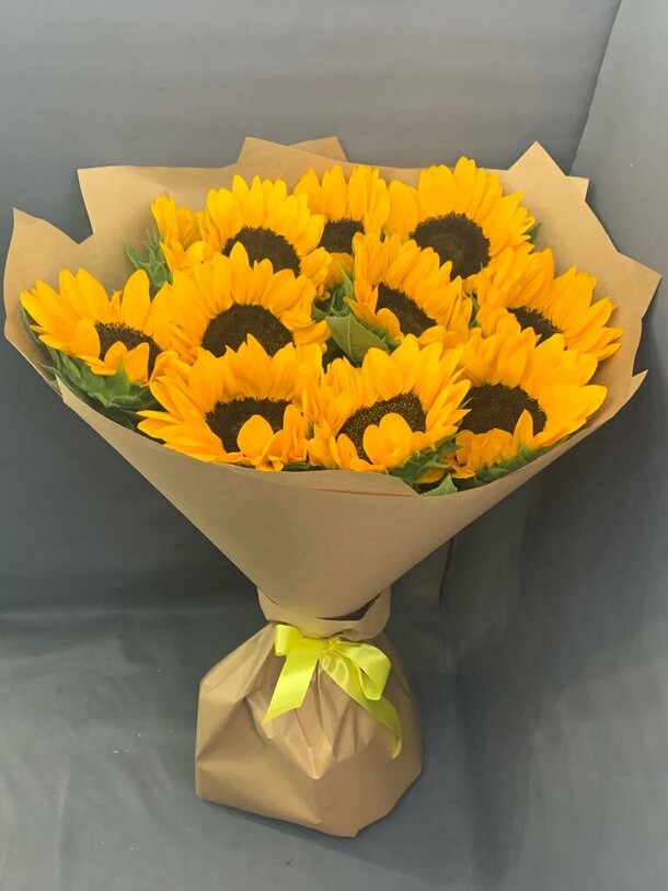 Подсолнух, артикул F1215064 - 7985 рублей, доставка по городу. Flawery - доставка цветов