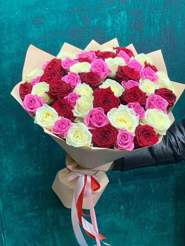 Микс роза, артикул F1234946 - 13309 рублей, доставка по городу. Flawery - доставка цветов