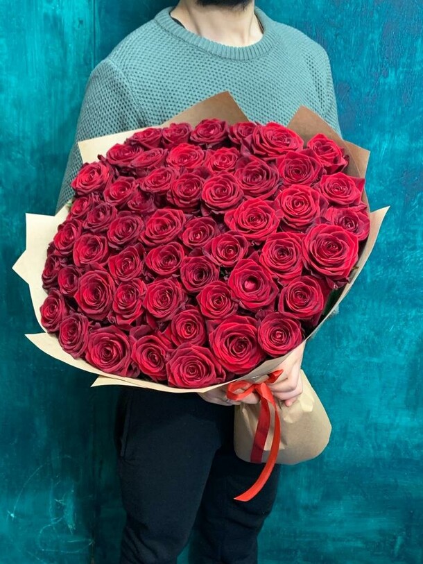 Роза красная (60 см), артикул F1239947 - 6999 рублей, доставка по городу. Flawery - доставка цветов