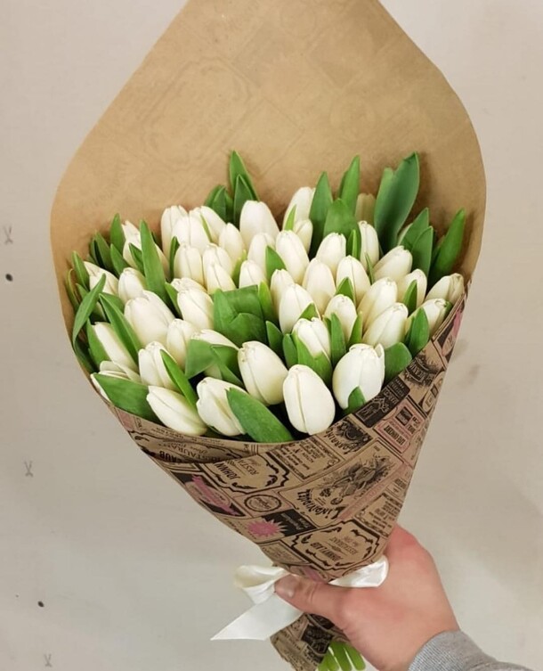 Мотивация вверх☝, артикул F12484 - 10339 рублей, доставка по городу. Flawery - доставка цветов