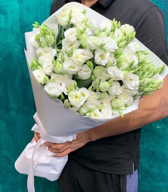 Эустома белая, артикул F1328985 - 6049 рублей, доставка по городу. Flawery - доставка цветов