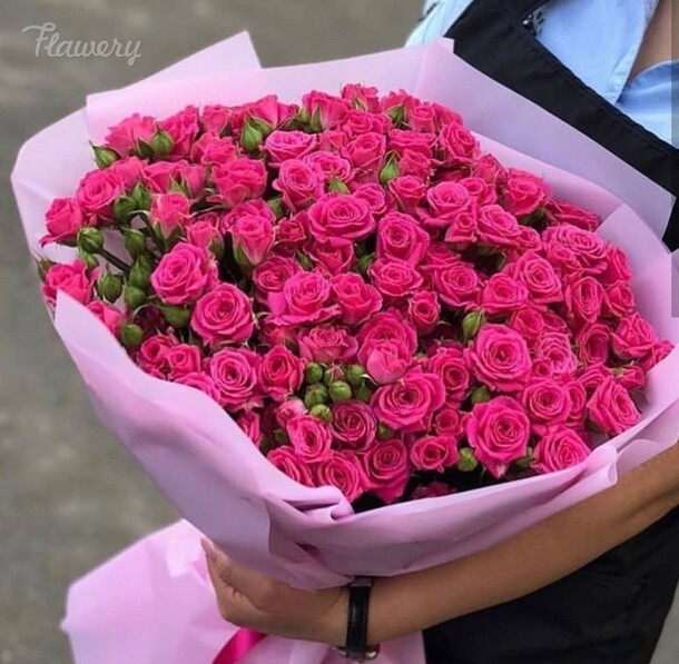 Букет из кустовых роз., артикул F25824 - 20569 рублей, доставка по городу. Flawery - доставка цветов