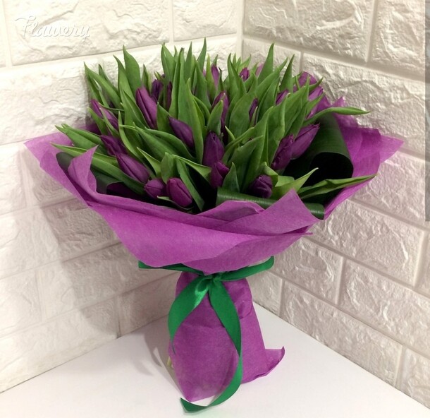 Букет из тюльпанов., артикул F27008 - 12737 рублей, доставка по городу. Flawery - доставка цветов