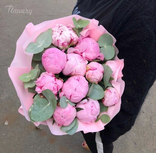 Букет из пионов., артикул F33614 - 12099 рублей, доставка по городу. Flawery - доставка цветов