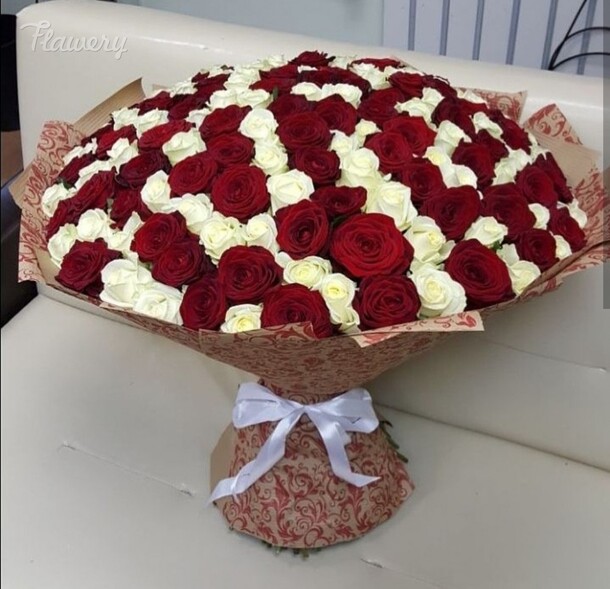 Букет (микс из розы), артикул F34758 - 26619 рублей, доставка по городу. Flawery - доставка цветов