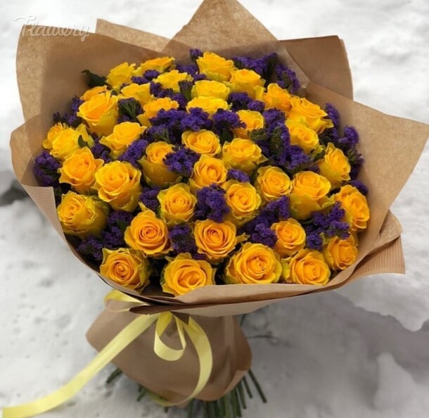 Букет из 51 желтых роз., артикул F34786 - 17302 рублей, доставка по городу. Flawery - доставка цветов