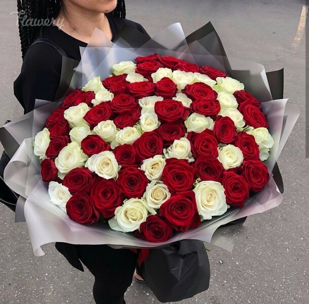 Букет (микс из розы.), артикул F34827 - 25155 рублей, доставка по городу. Flawery - доставка цветов