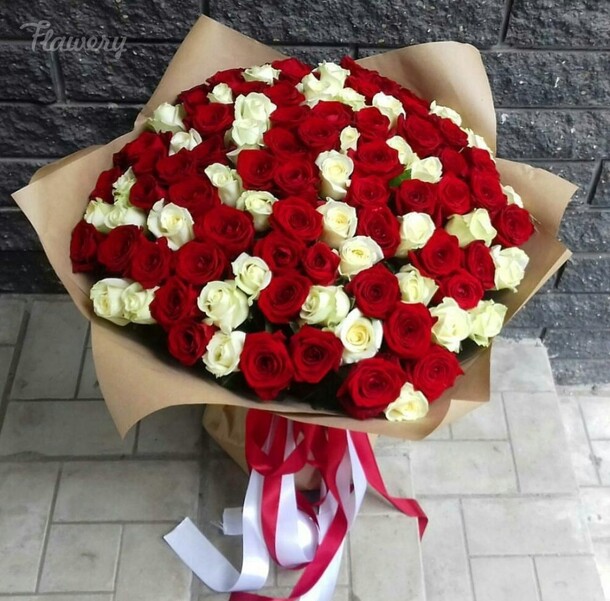 Букет (микс из розы), артикул F34833 - 23100 рублей, доставка по городу. Flawery - доставка цветов