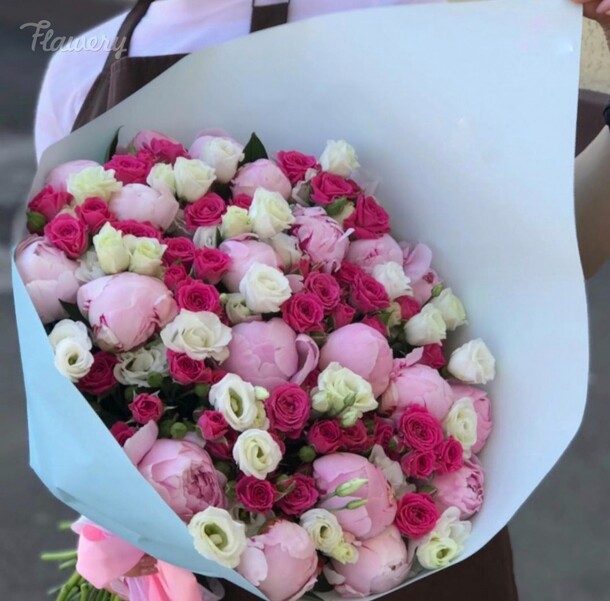 Романтика, артикул F37749 - 21486 рублей, доставка по городу. Flawery - доставка цветов