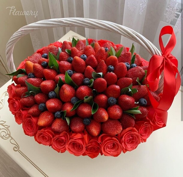 Вкус лета., артикул F38200 - 21960 рублей, доставка по городу. Flawery - доставка цветов