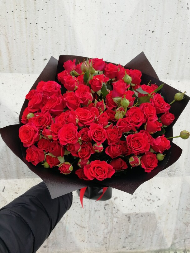 Классика, артикул F39878 - 8784 рублей, доставка по городу. Flawery - доставка цветов