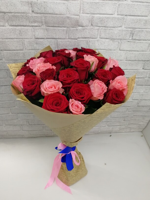 Микс (из розы), артикул F41483 - 7085 рублей, доставка по городу. Flawery - доставка цветов