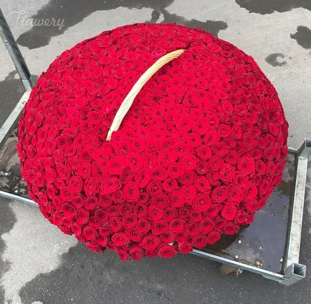 Корзина из - 501, розы, артикул F43673 - 136894 рублей, доставка по городу. Flawery - доставка цветов