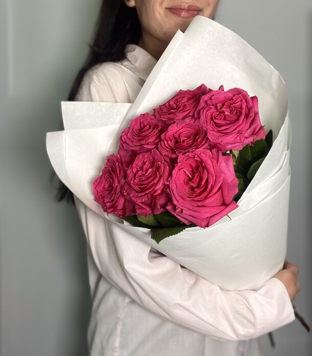 Букет ярких  роз, артикул F1273407 - 3800 рублей, доставка по городу. Flawery - доставка цветов