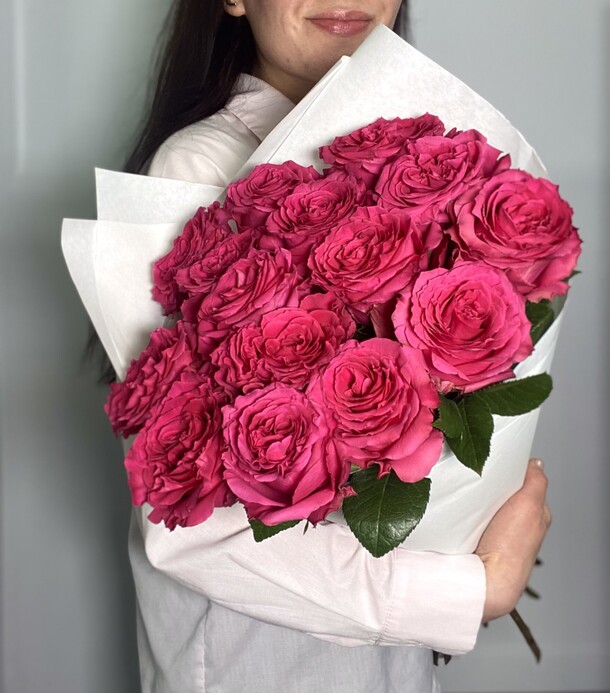 Букет ярких роз, артикул F1273410 - 6900 рублей, доставка по городу. Flawery - доставка цветов