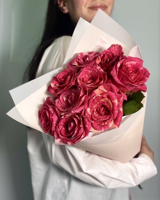 Букет сортовых роз эквадор, артикул F1277235 - 4500 рублей, доставка по городу. Flawery - доставка цветов