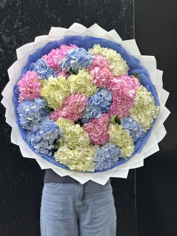 Радужное небо, артикул F1492124 - 33058 рублей, доставка по городу. Flawery - доставка цветов