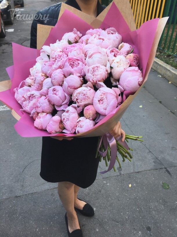 Элегантный букет, артикул F21696 - 36062 рублей, доставка по городу. Flawery - доставка цветов