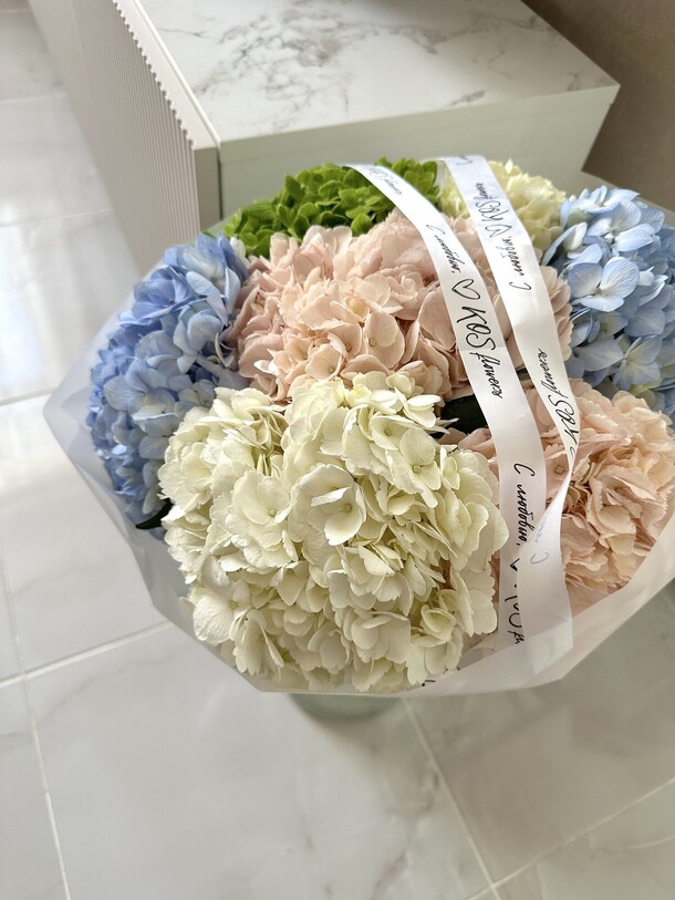 Облако гортензий, артикул F1347535 - 9900 рублей, доставка по городу. Flawery - доставка цветов