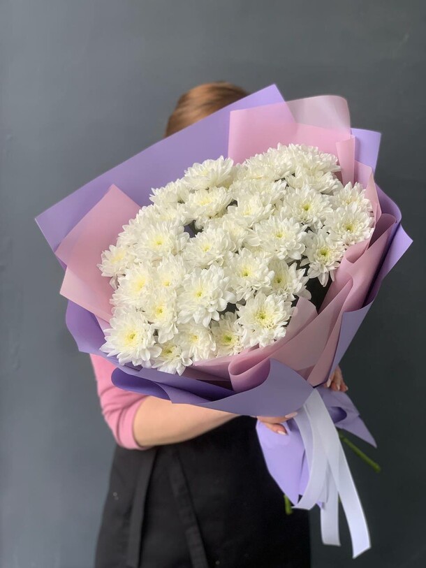 Белые хризантемы, артикул F1277607 - 5000 рублей, доставка по городу. Flawery - доставка цветов