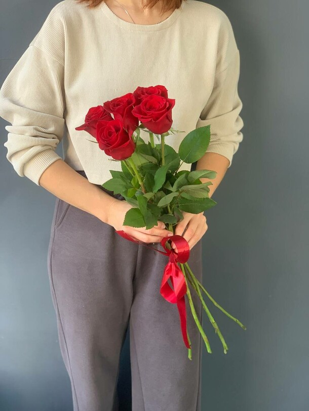 Комплимент, артикул F1313779 - 1550 рублей, доставка по городу. Flawery - доставка цветов