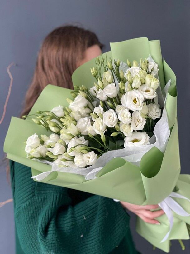 Нежные эустомы, артикул F1451949 - 9500 рублей, доставка по городу. Flawery - доставка цветов